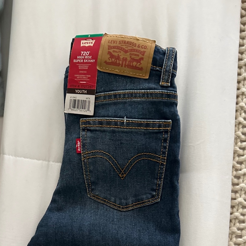 720 HIGH RISE SUPER SKINNY YOUTH size 8